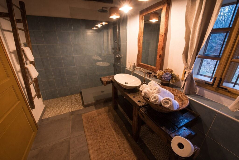 Bathroom 4, Goricke Ize, Moravske Toplice