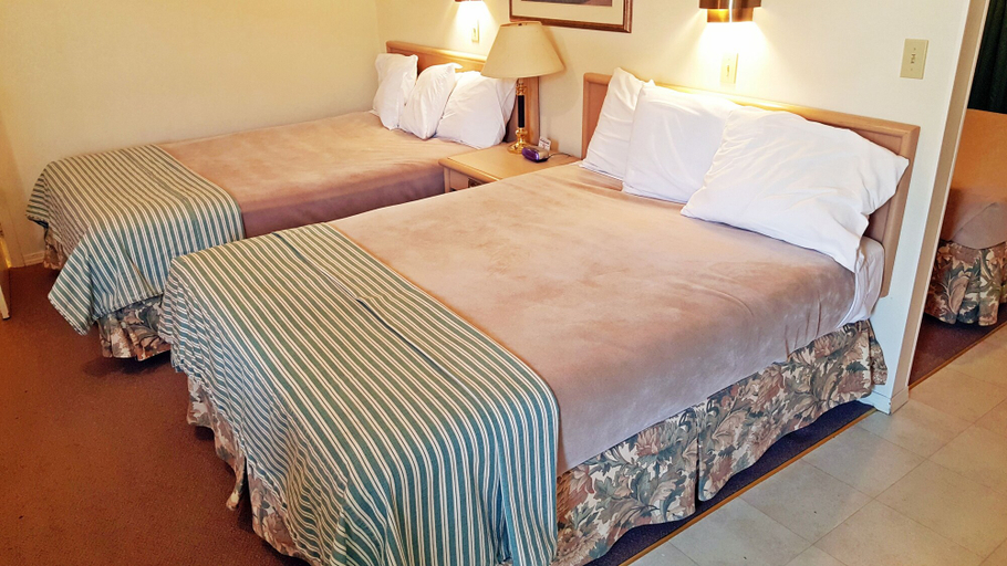 Bedroom 2, Badlands Motel, Division No. 5