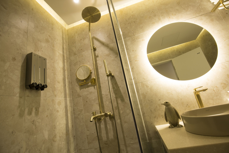 Bathroom 4, UH Suite The Jongno, Jongno
