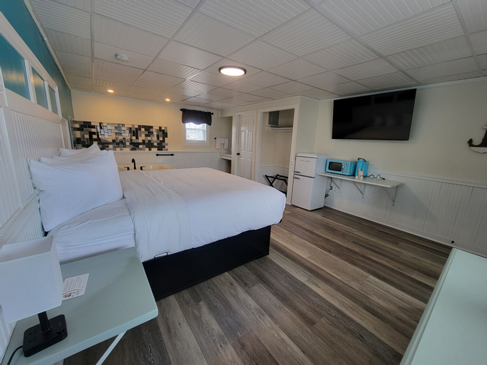 Bedroom 24