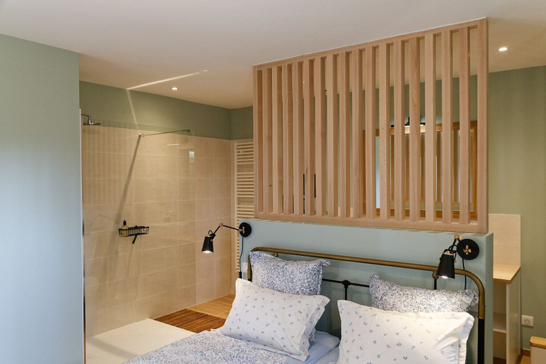 Bedroom 4, Mastignac, Vaucluse