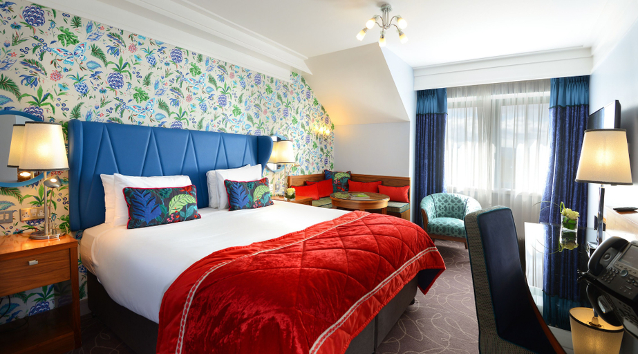 Bedroom 2, Clontarf Castle Hotel, Dublin