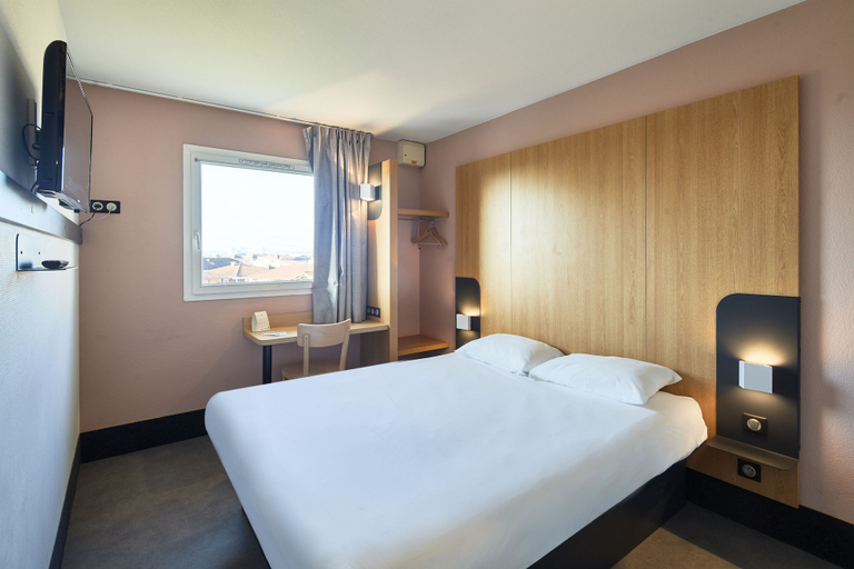 Bedroom 3, B&B HOTEL Orly Chevilly-Larue, Val-de-Marne