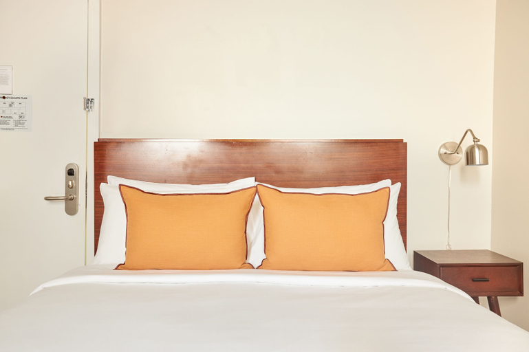 Bedroom 23