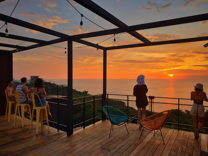 Others 4, Begin Inn, Pingtung