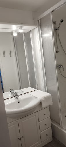 Bathroom, Domaine de la Presqu'île, Vendée