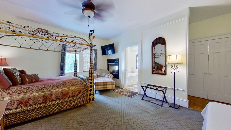 Bedroom 2, John Joseph Inn, Tompkins