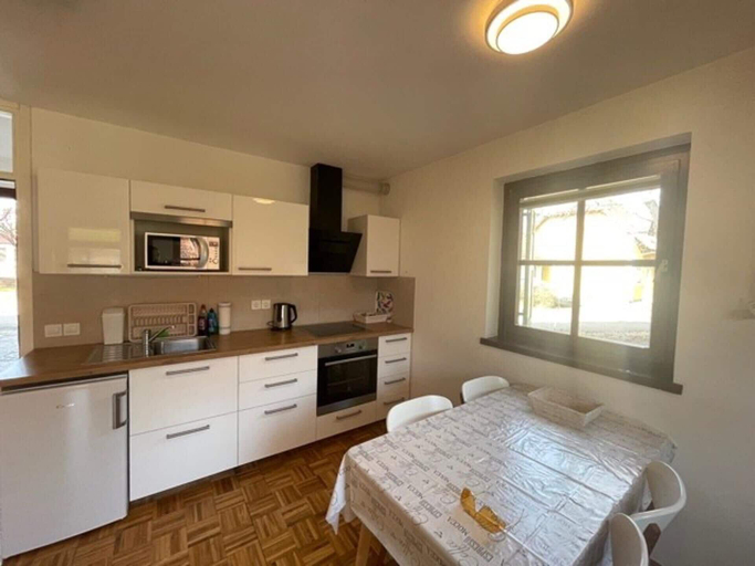 Private kitchen 3, Captivating 2bedroom House in Terme Catez, Brezice, Brežice