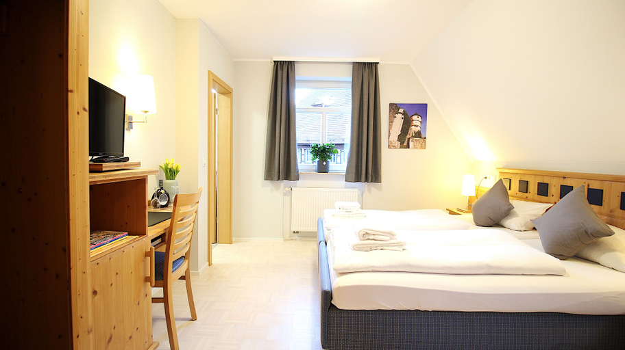 Bedroom 4, Aparthotel Alte Schmiede Dettelbach, Kitzingen