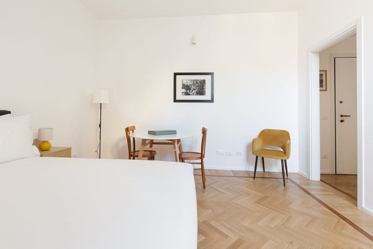 Others 5, Brera Apartments in Via della Spiga, Milano