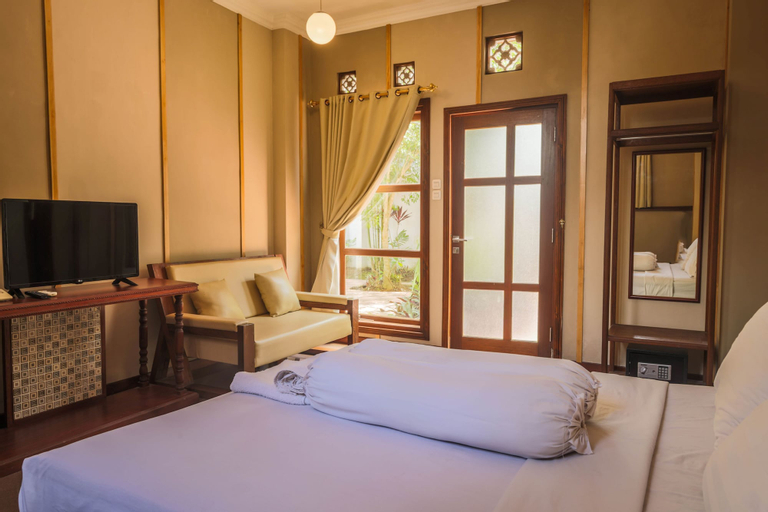 Bedroom 8