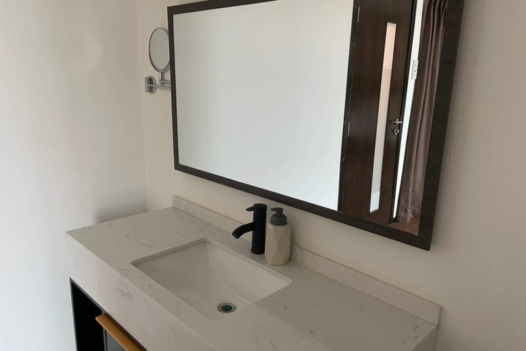 Bathroom 4, King's Lane Ipoh, Kinta