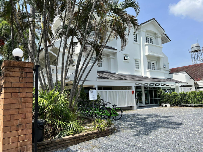 Exterior & Views 2, MINI-ME HUBS - Charm Suites in Old City, Muang Chiang Mai