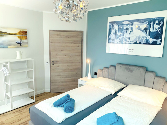 Bedroom 3, BESOTEL Mettmann, Mettmann