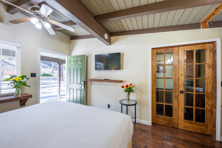 Bedroom 3, Emerald Bay Lodge, El Dorado