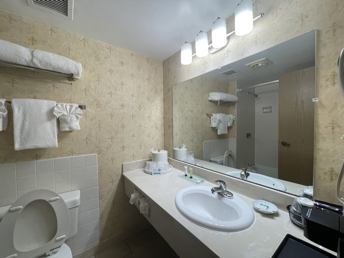 Bathroom 3