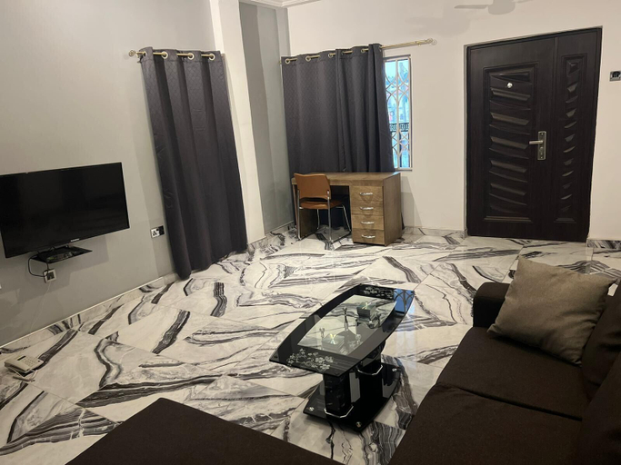 Others 5, BAFFOUR APARTMENTS, Kumasi