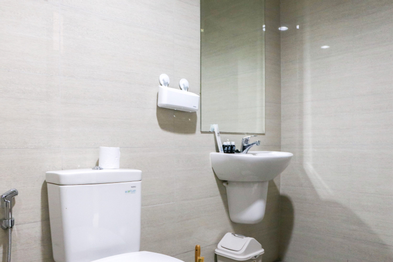 Bedroom 2, Spacious and Homey 2BR at Ciputra International Apartment By Travelio, West Jakarta