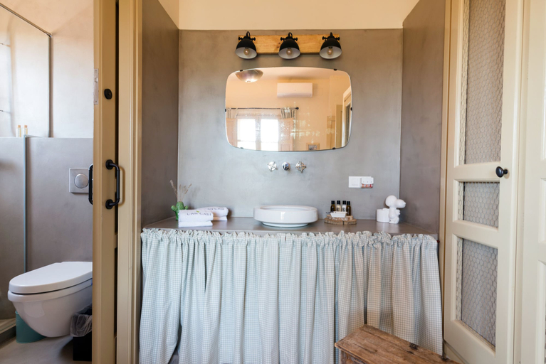 Bathroom 4, CAN CASI HOUSE, Girona