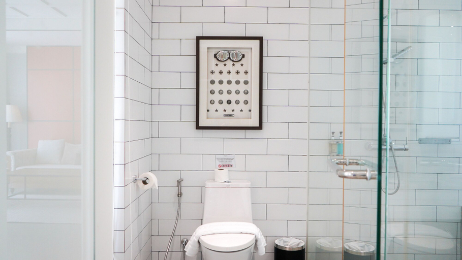 Bathroom 4