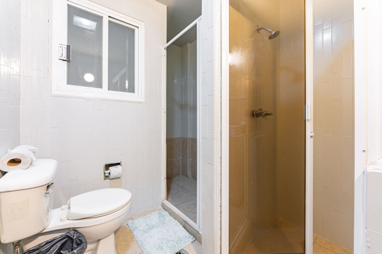 Bathroom 4, Hipódromo Condesa Apartments by VH, Mexico City