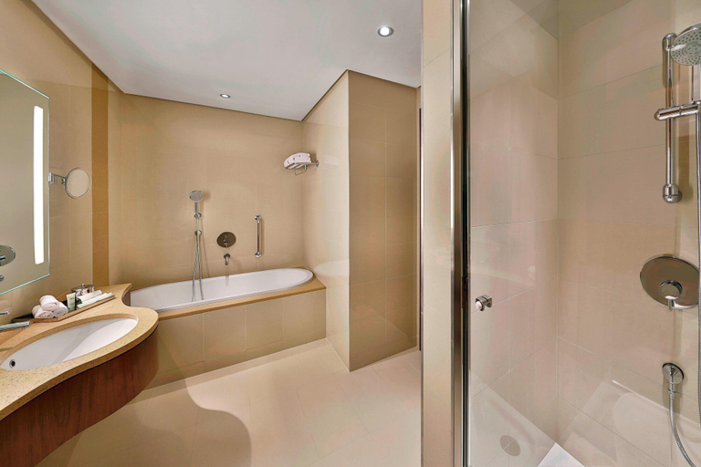 Bathroom 5, Courtyard by Marriott Riyadh Olaya, Riyadh
