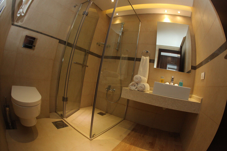 Bathroom 5, Jounieh Suites Hotel, Kasrouane