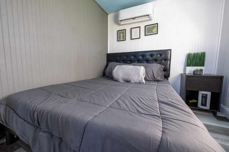 Bedroom 1, The Nest Apt A, Yolo