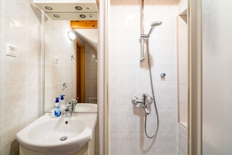 Bathroom 3, Apartment Ribambit, Dubrovnik