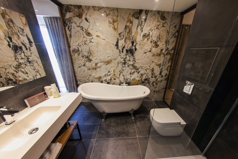 Bathroom 5, Hôtel Maria Die, Haute-Corse