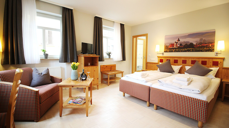 Bedroom 4, Aparthotel Alte Schmiede Dettelbach, Kitzingen