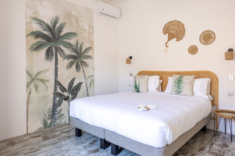 Bedroom 4, Hotel La Villa Juan Beach, Alpes-Maritimes