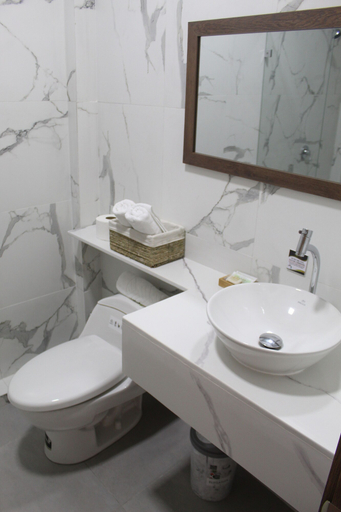 Bathroom 3, La Mar Hotel Playas, Playas