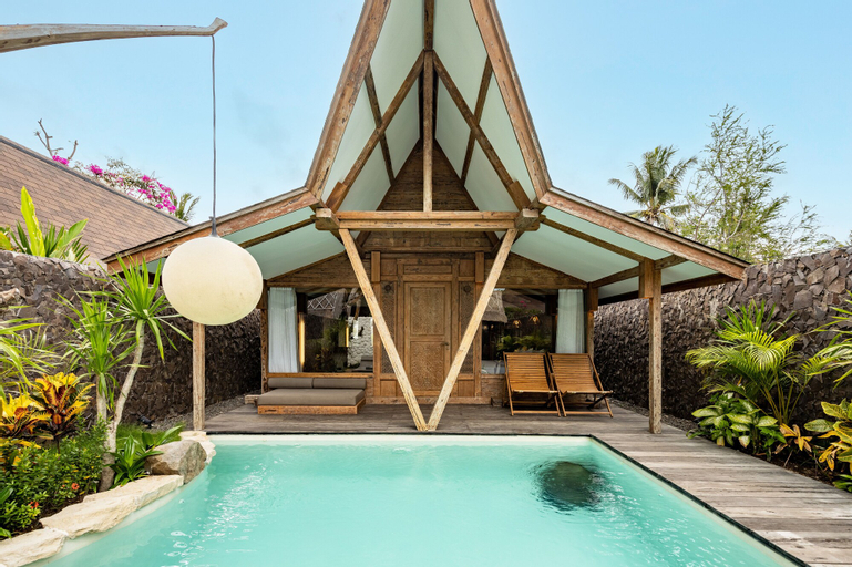 Swimming Pool 12