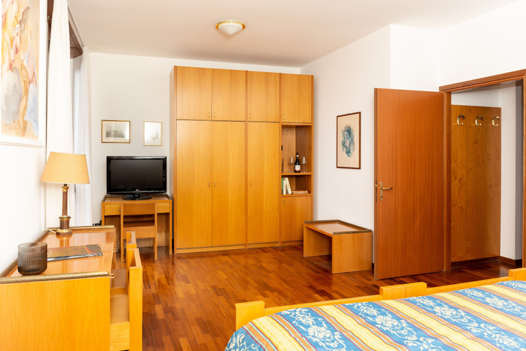 Bedroom 2, Albergo Sacro Monte Varese, Varese