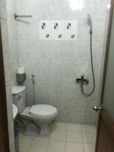 Bathroom 2, Cheering House, Hoàn Kiếm
