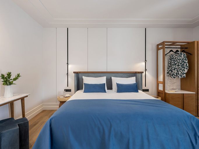 Bedroom 2, Avra City Boutique Hotel, Crete