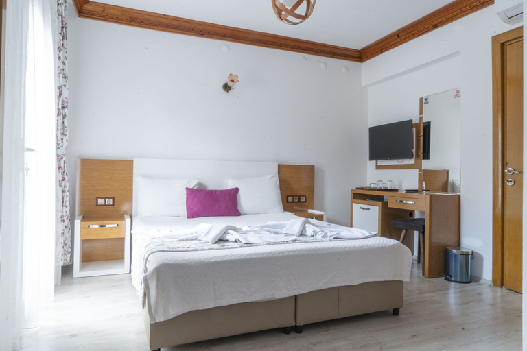 Bedroom 5, Mandalin Akyaka Hotel, Ula