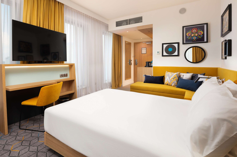 Bedroom 23