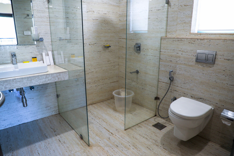 Bathroom 4, Rosetum Anjuna, North Goa