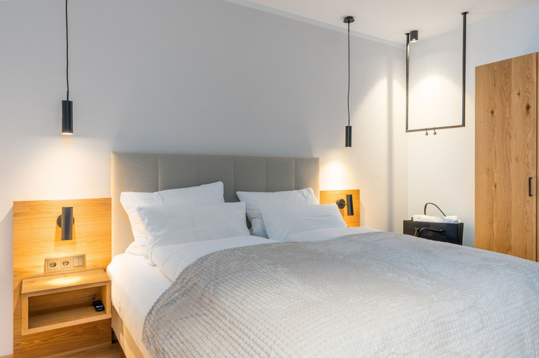 Bedroom 2, zeitlang by Rösslwirt, Cham