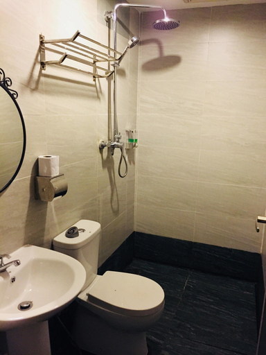 Bathroom 4, 91 Street Boutique Inn, Miri