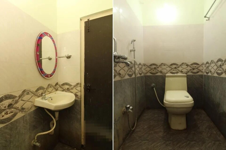 Bathroom 4, iROOMZ Hotel Sagar Grand, Hyderabad