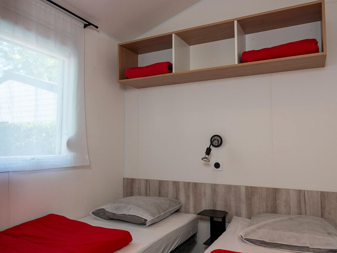 Bedroom 3, Camping les 3 Sabli��res, Somme