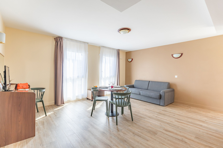 Dining Room 3