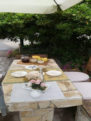 Food & Drinks, Apartments Marija, Pirovac