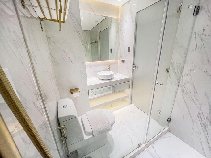Bathroom 5, Ironwood Hotel, Tacloban City