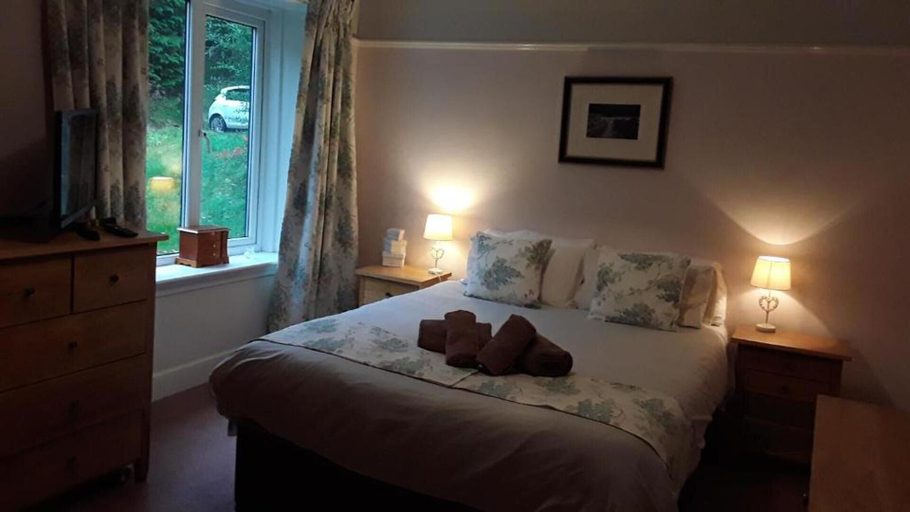 Bedroom 2, Amazing Cottage With Indoor Private Pool, Highland
