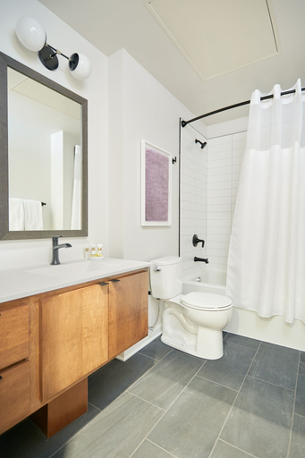 Bedroom 4, Sonder at REVEL, Hennepin
