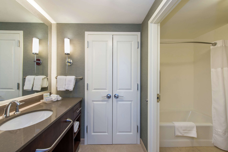 Bathroom 4, Homewood Suites by Hilton Marlborough, Worcester